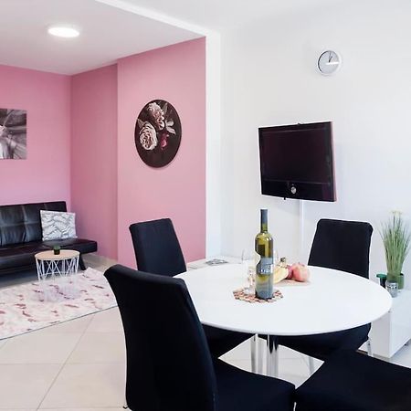 Lapad Cove Apartment Дубровник Екстериор снимка