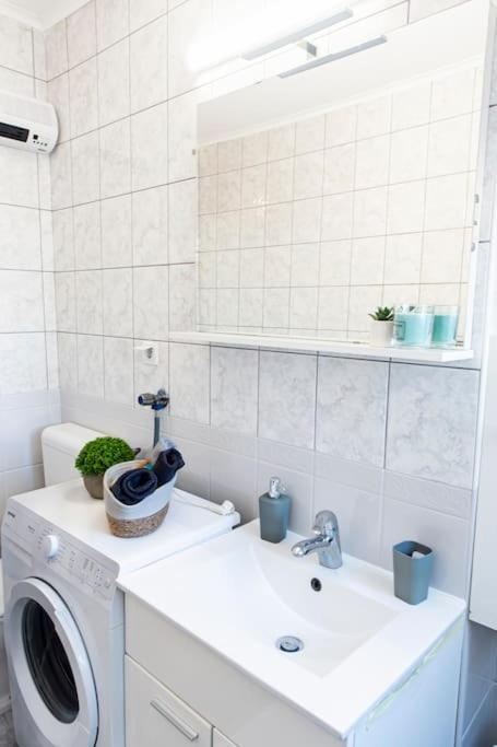 Lapad Cove Apartment Дубровник Екстериор снимка