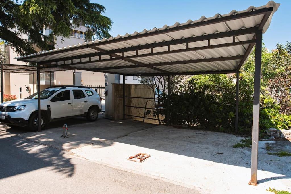Lapad Cove Apartment Дубровник Екстериор снимка